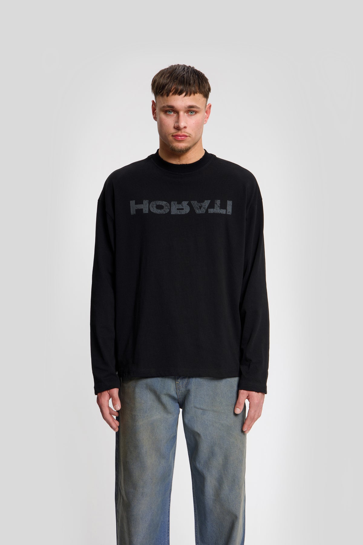 Reverse Longsleeve Tee — Black - HORATI