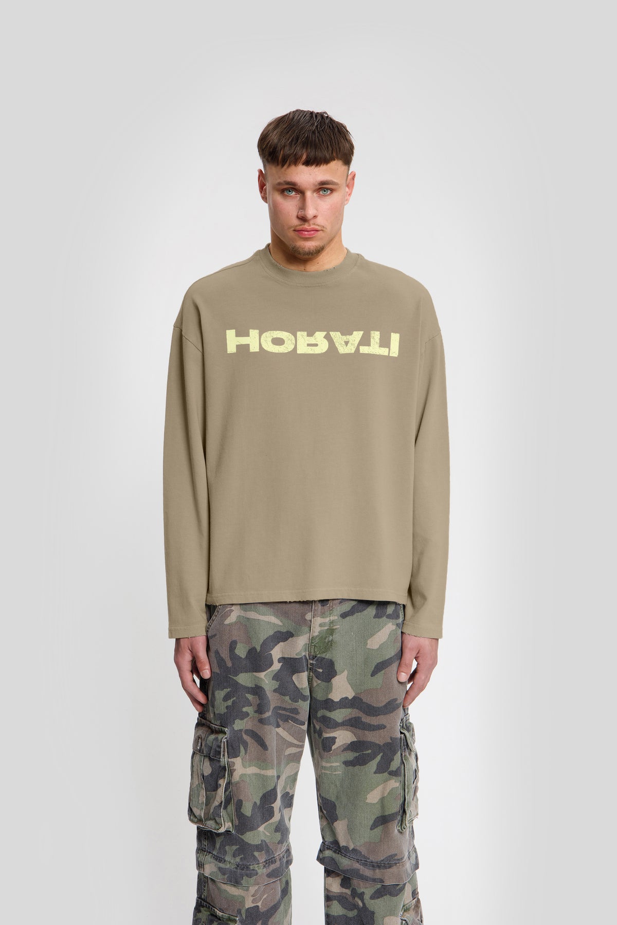 Reverse Longsleeve Tee — Sand - HORATI